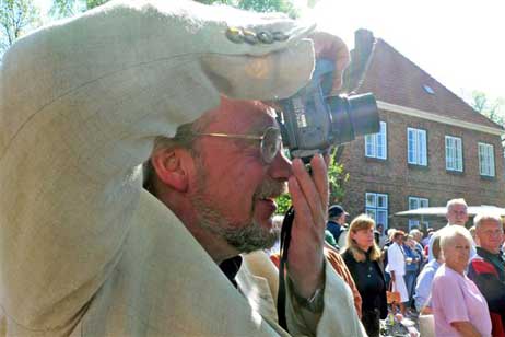 Kennt keinen Feiertag: <b>Bernd Scheel</b> vom Travemünde-Netz bei der Arbeit. - b_10355_5