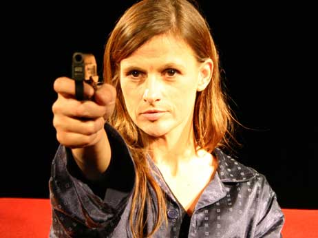 ... übernimmt die Bremer Schauspielerin Martina Flügge insgesamt 25 Rollen ...