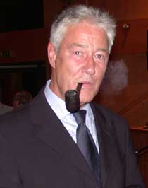 Björn Engholm wurde einstimmig gewählt.