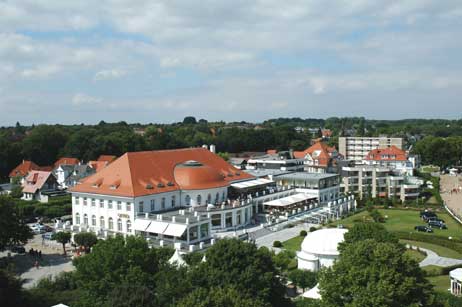 Zurück in die 70er: Im Casino Travemünde leben die Schlaghosen-Jahre für einen Abend wieder auf. Foto: ARCHIV TRAVEMUENDE AKTUELL