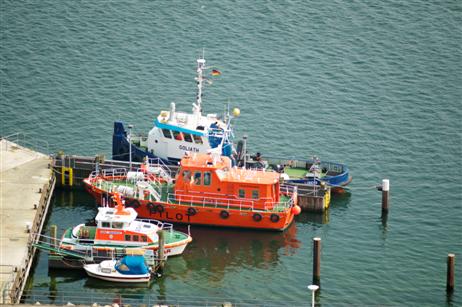 Der Ersatz für die reparaturbedürftige »Travemünde« steht schon zum Einsatz Bereit: Der Schlepper GOLIATH.