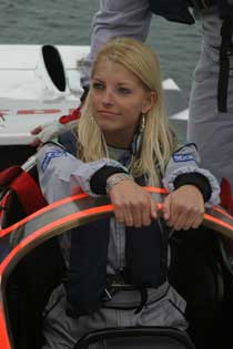 Prinzessin Xenia von Sachsen in der »Wettpunkt.com« von Hannes Bohinc. Foto: Powerboat P1 Management Ltd.