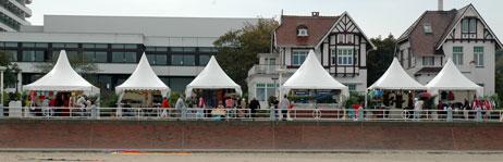 Wird die Travemünder Strandpromenade bald von Lübeck aus vermarktet? Oder aus Berlin? Foto: <b>ARCHIV TA</b>