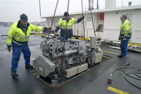 Die beiden Elektromotoren gaben ihre Kraft über die Getriebe direkt an die im vorderen und hinteren Bereich der Fähre befindlichen Voith-Schneider-Propeller ab.