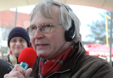 Fritz Toelsner wird auf Pressekonferenzen schon jetzt nur noch als »Radio Travemünde« begrüßt. Wenn es losgeht mit dem Travemünder Studio, braucht er aber noch Kollegen. Foto: <b>Archiv TA</b>