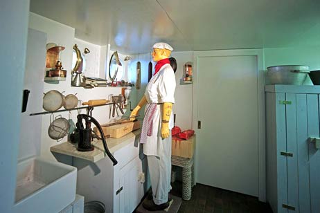 Die Passat hat ihre historische Kombüse zurück – inklusive Schiffskoch. Alle Fotos: <b>KARL ERHARD VÖGELE</b>