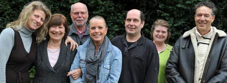 Vier Vermieter, sechs Vermietungen: Jana Zindler, Karin Stöter, Norbert Stöter, Gabi Bühring-Pegel, Johannes Pegel, Charlotte Seipel und Heiner Schlüter sind die Interessengemeinschaft Travemünder Strandkorbvermieter. Foto: <b>TA</b>
