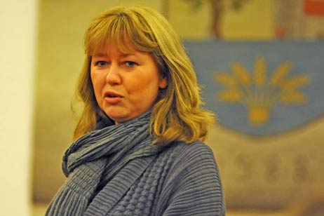 Sandra Redmann (SPD) ist bereits Landtagsmitglied. Die Bad Schwartauerin stellt sich auch 2012 zur Wahl. Foto: <b>ARCHIV TA</b>