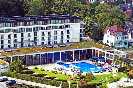 Zwölf Wochen Wellnessurlaub direkt vor der Haustür verspricht die Sommercard des Grand SPA Resort A-ROSA Travemünde. Foto: <b>KARL ERHARD VÖGELE</b>