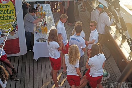 420er WM: Empfang für die jungen Segler auf der Passat