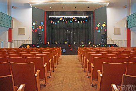 Die Aula der Stadtschule kann aufgrund der Bestimmungen zur Zeit von externen Veranstaltern nicht genutzt werden. Foto: <b>ARCHIV TA</b>