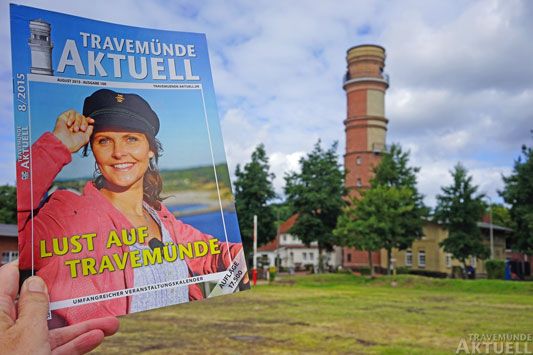 TV-Journalisten Kirstin Recke auf dem Alten Leuchtturm ist Titelmodel der aktuellen Ausgabe.