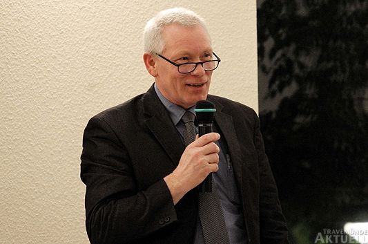 »Travemünde ist nicht gerade der Inbegriff der jugendlichen Szene«, gab Strandbahnhof-Käufer Ralph Kaerger-Thofern zu bedenken. Die Veranstaltungen in dem Gebäude sollen dieser Sachlage Rechnung tragen. Foto: <b>KARL ERHARD VÖGELE</b>