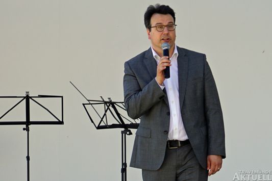 »An einem zauberhaften Ort zauberhafte Musik hören« : Professor Rico Gubler, Präsident der Musikhochschule Lübeck (MHL). Foto: <b>TA</b>