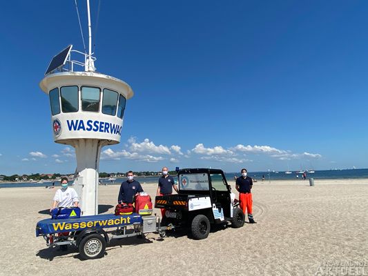 Im Einsatz nur mit Maske: Die Rettungsschwimmer und Sanitäter mussten diesen Sommer unter neuen Bedingungen Wachdienst leisten. Foto: <b>DRK LÜBECK</b>