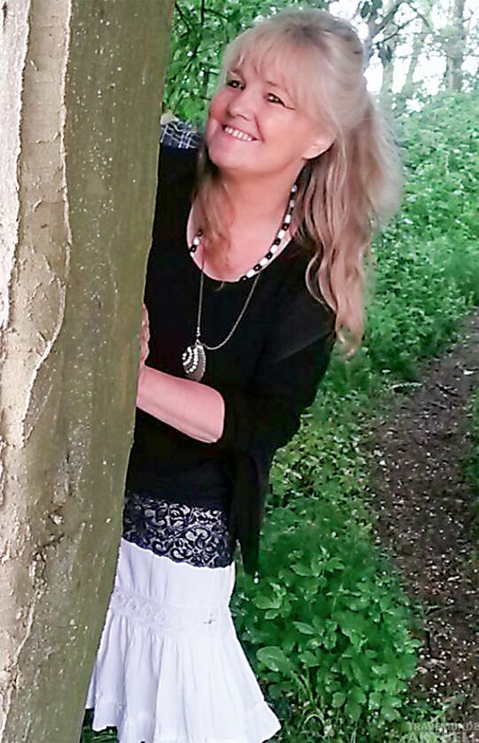 Heilpraktikerin und Mentalcoach Dagmar Schulenberg bietet Waldbaden – Shinrin Yoku jeden Mittwoch und Samstag von 10:00 bis 12:00 Uhr an.