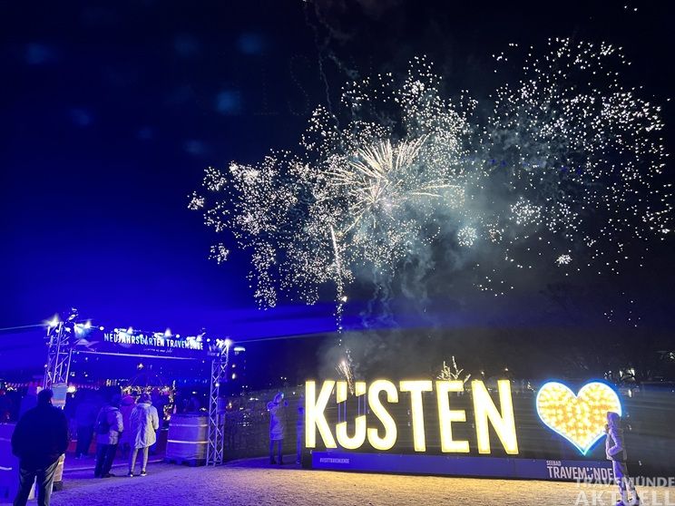 SILVESTER-WARM-UP und der Jahreswechsel im Neujahrsgarten