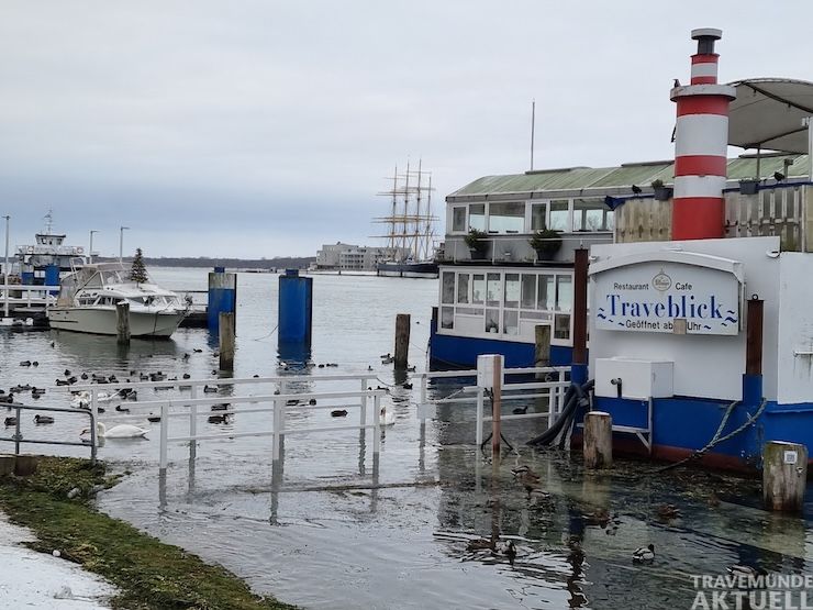 Das Restaurant »Traveblick« ist ebenfalls Thema der Gesprächsrunde. Foto: TA