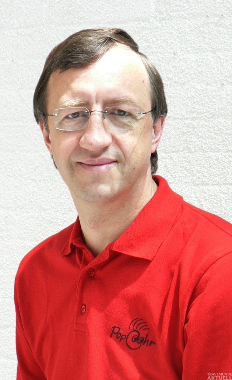 29 Jahre begleitete Chorleiter Raphaël De Vos den PopcOhr. Nun geht er endgültig in den Ruhestand. Foto: Ev.-Luth. Kirchengemeinde Kücknitz