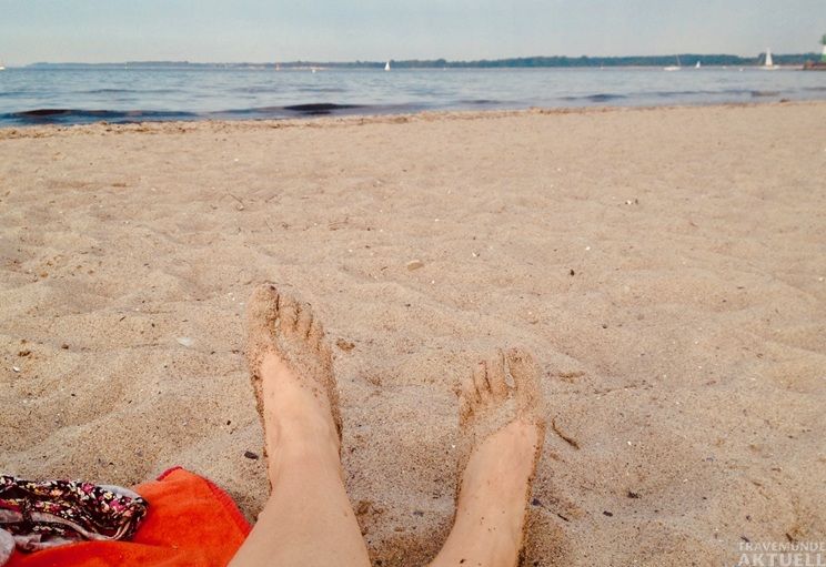 Endlich wieder Sand zwischen den Zehen statt Alltag im Kopf. Foto TA