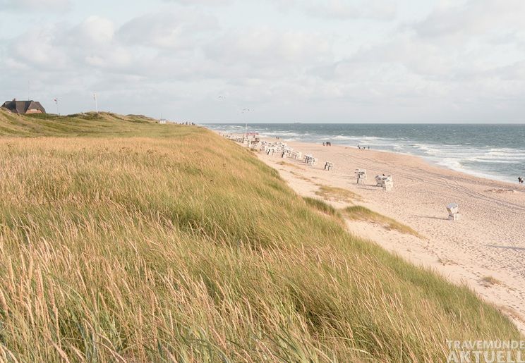 Sylt gehört zu den hochpreisigen Urlaubszielen im Vergleich: List und Hörnum zählen laut Analyse zu den teuersten Kurorten Deutschlands. Foto: kevin-martin-jose/Unsplash